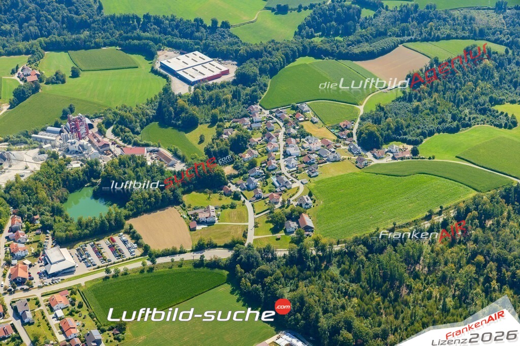 Luftbild Vs Google Maps  Wotzdorf  Hauzenberg -Das Luftbild wurde 2025 vom UL-Flugzeug heraus erstellt ( keine Drohne ) - Hochauflösende Luftaufnahme -Nicht vergleichbar mit Google Maps oder Satelittenbilder- Die Geschenkidee !Mit Lizenz und Bildrechte bestellbar