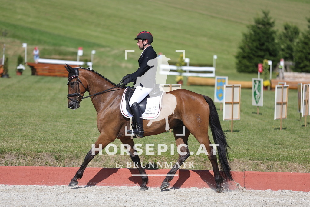 0P6A7792 | Willkommen bei Brunnmayr - Design & Fotografie – Ihrem Spezialisten für Reitturniere und Pferdeveranstaltungen in Oberösterreich, Salzburg und Bayern! Seit über 17 Jahren sind wir leidenschaftlich dabei.