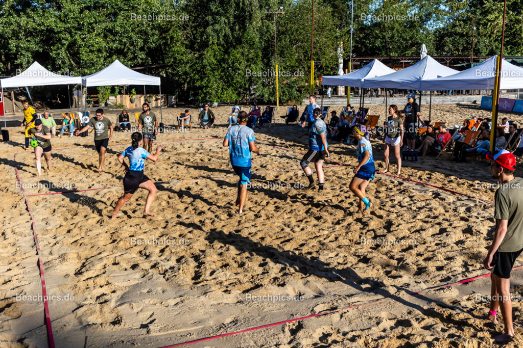 2025-200082508-Strandvölkerball-WM_1 |  23.08.2025; Berlin Foto: Gerold Rebsch - www.beachpics.de