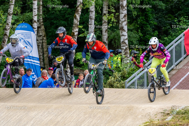 BayBMX2026-06775 | Fotogalerie von Thomas Dettweiler mit Eventbildern und lizenzfreien Fotos. Perfekt als Wandbild, für Büro, Website oder private Nutzung. - Realisiert mit Pictrs.com