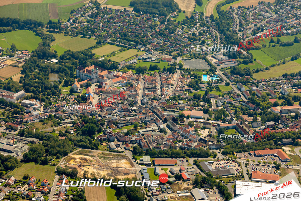 Das Luftbild zeigt :  Waldsassen - Die Luftaufnahme wurde 2023 vom UL-Flugzeug aus erstellt ( keine Drohne ) - Hochauflösende Luftaufnahme - Für grossformatige Ausdrucke geeignet. Die Geschenkidee !Mit Lizenz und Bildrechte bestellbar