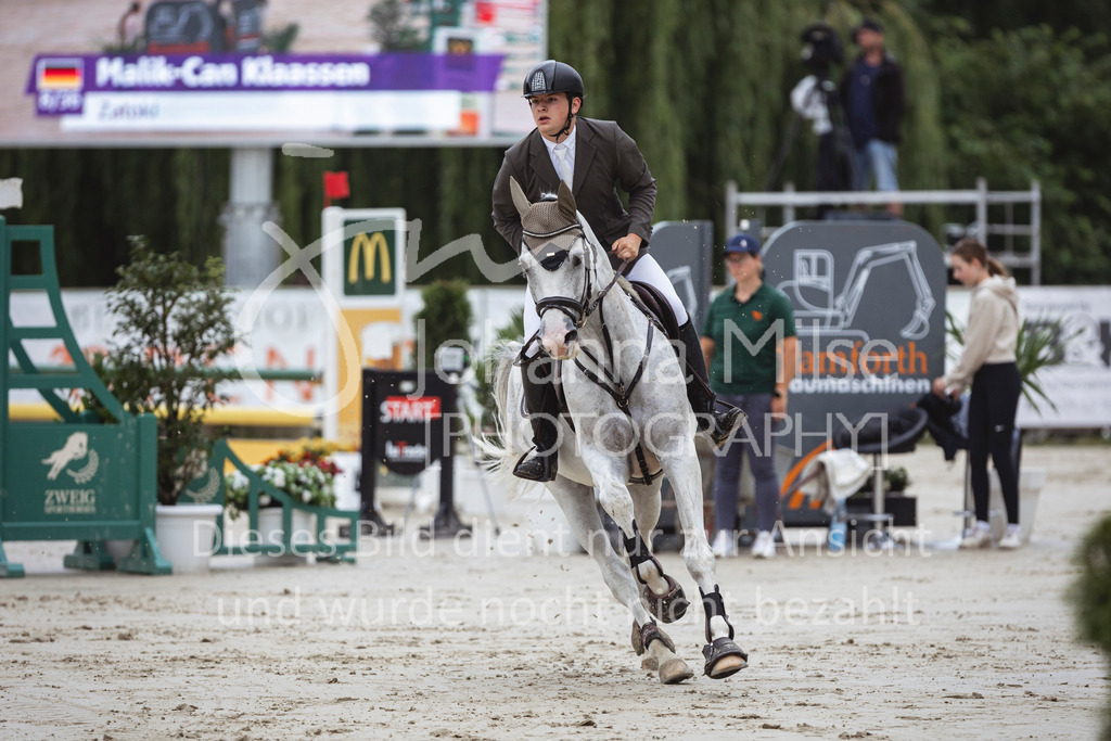 240711_BHO_Stil-A1-2-219 | Deine schönsten Turniermomente als professionelle Fotos! Entdecke hochwertige Pferdesport-Fotografie im Online-Shop. Jetzt Fotos finden & bestellen!
