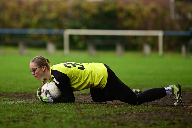 Fußball I Juniorinnen I Saison 2025-2026 I Niedersachsenpokal I Viertelfinale I JFV A-O-B-H-H - FC Rosengarten I 32841 | Der Sportfotograf. - Realisiert mit Pictrs.com