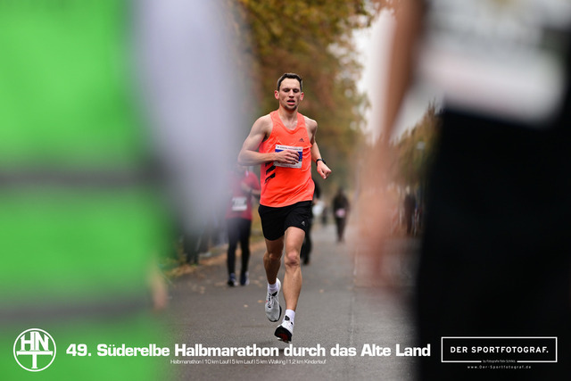 Süderelbe Halbmarathon 2025 I 09.11.2025 I Fotograf_DerSportfotograf.I 00664 | Der Sportfotograf. - Realisiert mit Pictrs.com