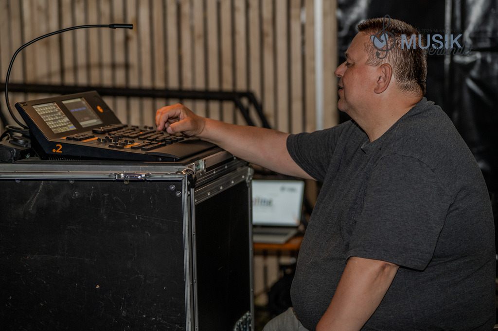 DSC_3199 | "Fussifoto.com – Ihr Ansprechpartner für hochwertige Fotografie! Entdecken Sie kreative Bilder und professionelle Dienstleistungen. Kontaktieren Sie uns für Ihre Projekte!"