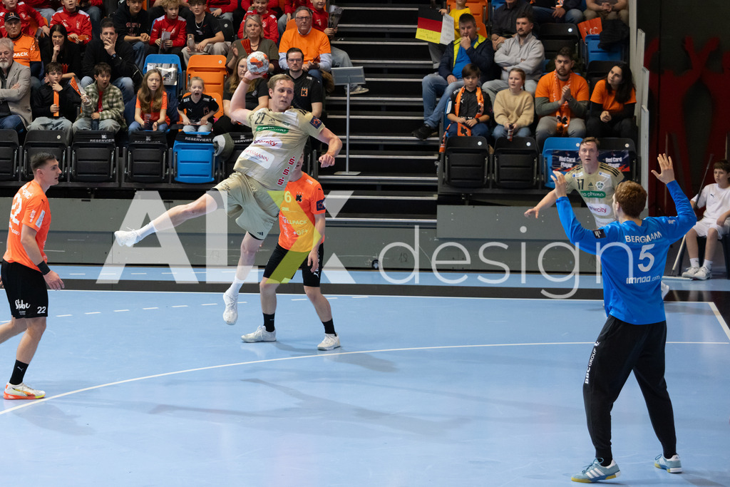 Handball I Herren I Saison 2025-2026 I EHF EUROPEAN LEAGUE 2025/26 | Men I Main Round I 2. Spieltag I Kadetten Schaffhausen - TSV Hannover-Burgdorf I 24.02.2026 | 22 Marian Michalczik (DE) (TSV Hannover-Burgdorf) – Rückraum mitte - Realisiert mit Pictrs.com