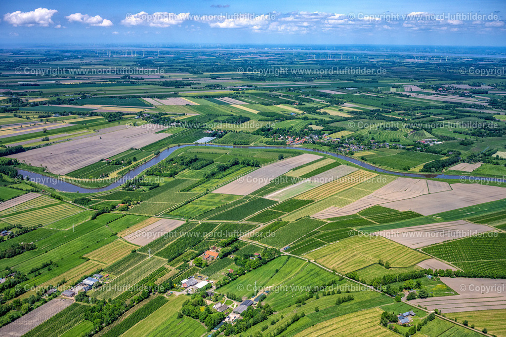 Großenwörden_ELS_8399280523 | GROßENWöRDEN 28.05.2023 Ortskern am Uferbereich der " Oste " - Flußverlaufes in Großenwörden im Bundesland Niedersachsen, Deutschland. // Village on the banks of the area " Oste " - river course in Grossenwoerden in the state Lower Saxony, Germany. Foto: Martin Elsen