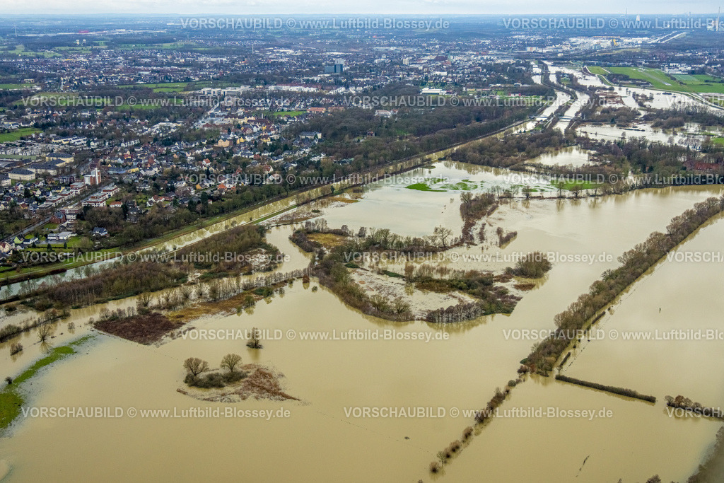 Hamm231201151 | Luftbild vom Hochwasser der Lippe, Weihnachtshochwasser 2023, Fluss Lippe tritt nach starken Regenfällen über die Ufer, Überschwemmungsgebiet Lippeaue Schlagmersch, Bäume im Wasser in Herzform, Datteln-Hamm-Kanal, Stadtbezirk Heessen, Hamm, Ruhrgebiet, Nordrhein-Westfalen, Deutschland