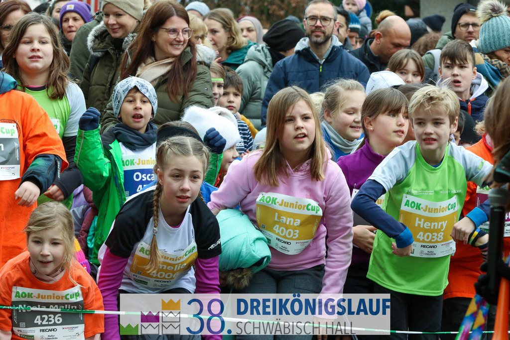 400m AOK Junior Cup | 3 Koenigslauf 2024 400m AOK Junior Cup - Realisiert mit Pictrs.com