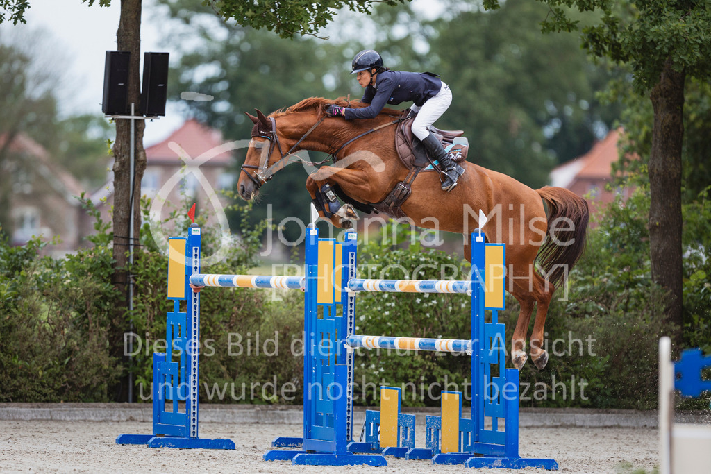 240614_Lemwerder_S1-Springen-510 | Deine schönsten Turniermomente als professionelle Fotos! Entdecke hochwertige Pferdesport-Fotografie im Online-Shop. Jetzt Fotos finden & bestellen!