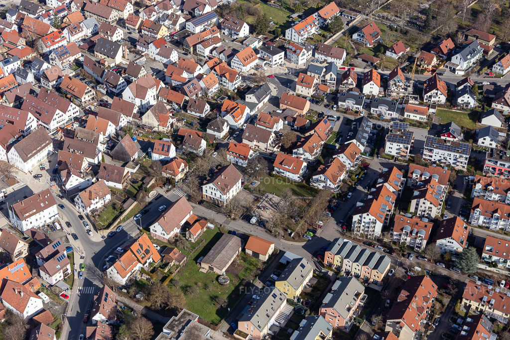 Luftbild: Spielplatz Fröbelstrasse, mevesta e. V. - Jugendhaus Renningen in Renningen im Bundesland Baden-Württemberg in Deutschland. Foto: IMG_125047.jpg vom 20.02.2021 durch Werner Riehm/FLY-FOTO.deWWW.RENNINGEN.DE