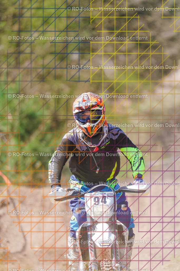 2 Lauf Mernes-728 | Sportfotografie von RO-Fotos: Motorsport, Motocross, Enduro, Laufveranstaltungen und Triathlon. Professionelle Fotos von Sportlern und Events. - Realisiert mit Pictrs.com