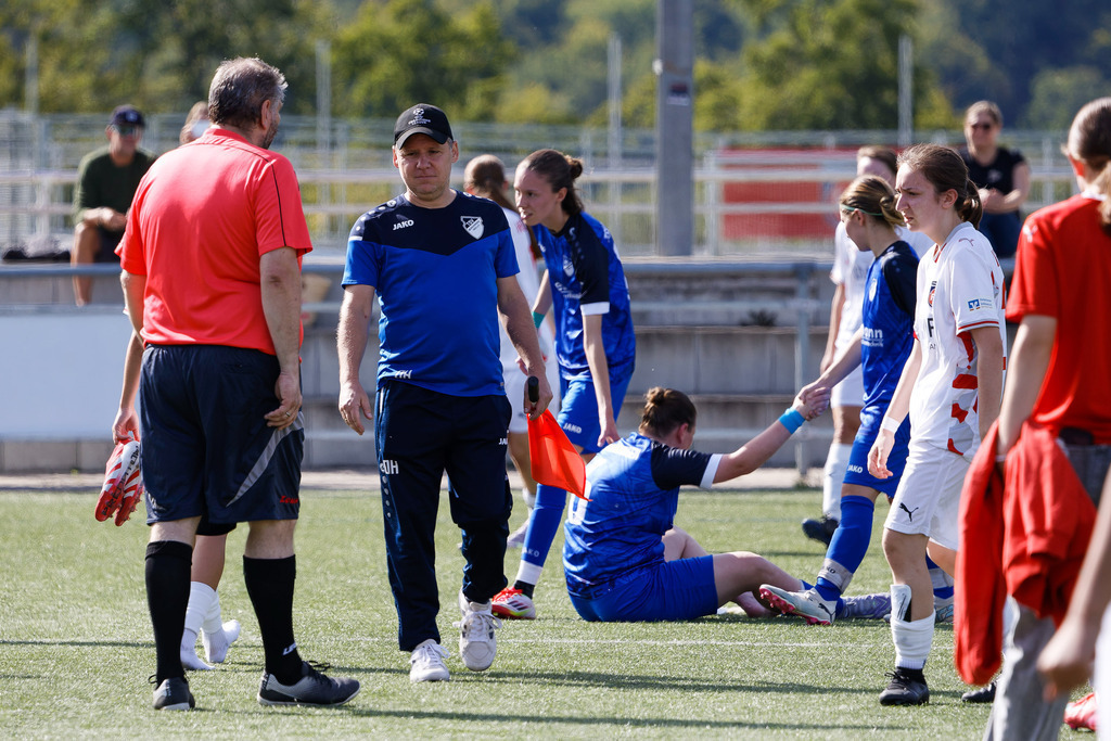 FCHMÜN_250907_5837 | Fotopresso – Sportfotografie in Heidenheim & Umgebung. Professionelle Sportfotografie für unvergessliche Momente. Dynamische Action-Shots, emotionale Szenen & hochwertige Bilder. - Realisiert mit Pictrs.com