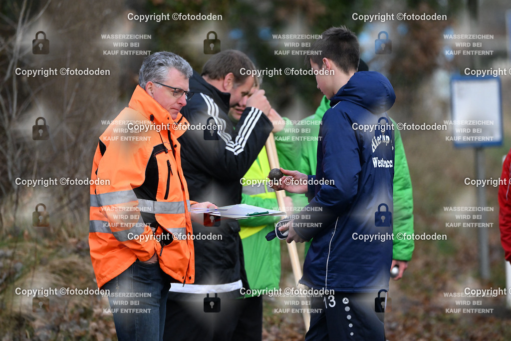 DSC_2908 | Hannes Müller / Westeraccum / ESE (rechts) bei der Kontrolle der Eisenkugel