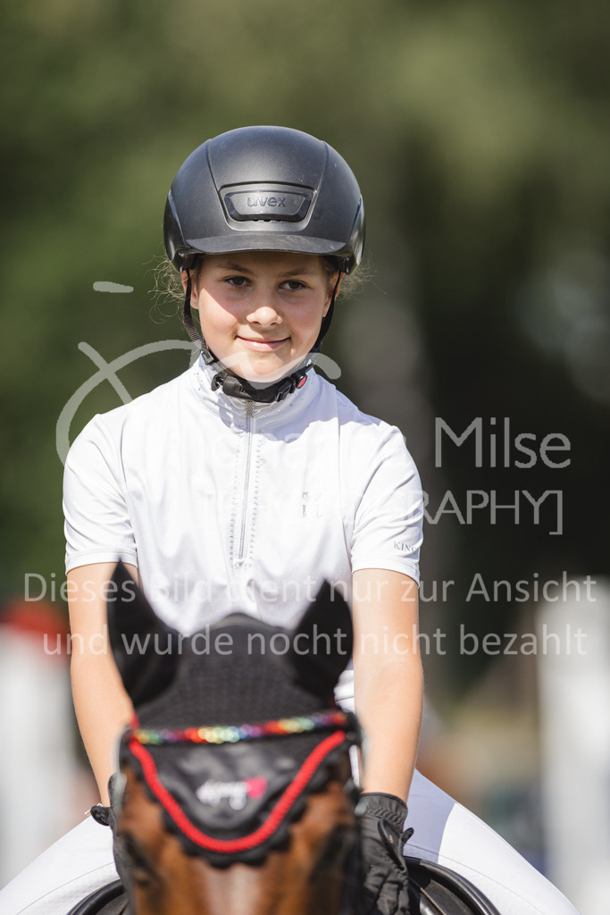 230714_LC_Mini-248 | Deine schönsten Turniermomente als professionelle Fotos! Entdecke hochwertige Pferdesport-Fotografie im Online-Shop. Jetzt Fotos finden & bestellen!