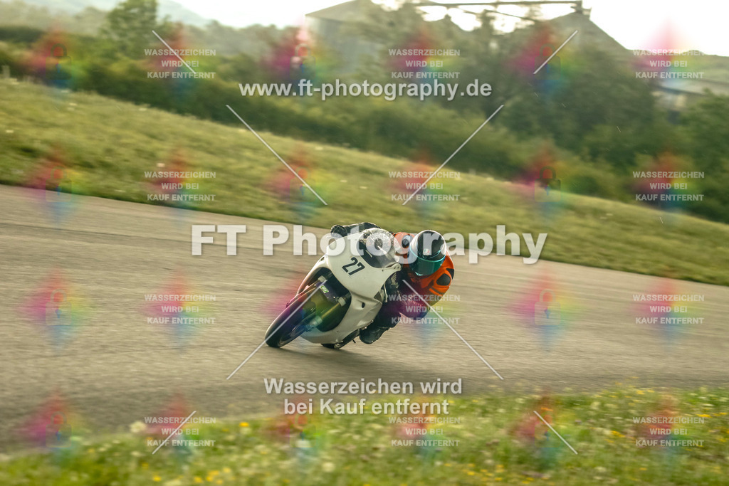 Chambley Juli-3392 | Hier findet Ihr Bilder von Touristenfahrten auf der Nürburgring Nordschleife oder von anderen Veranstaltungen die ich besucht habe. Viel Spass beim Durch Schauen 