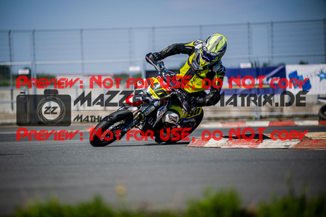 MaZZes_FotoMatrix_220903_1966 | S2