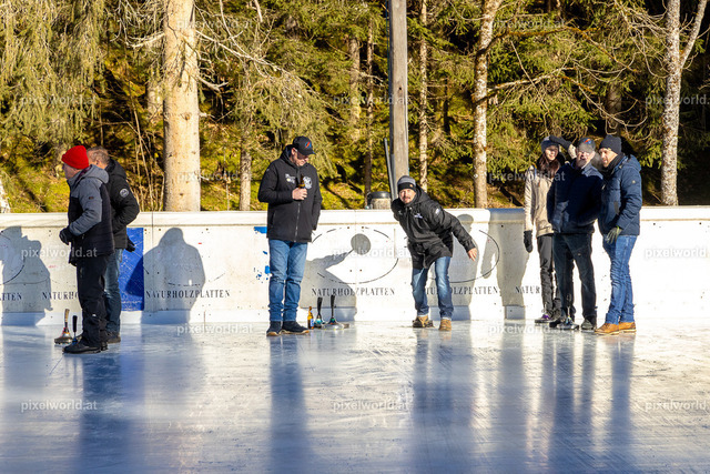 Gemeinde Eisstockturnier Steuerberg | Bildershop von pixelworld.at - Realisiert mit Pictrs.com