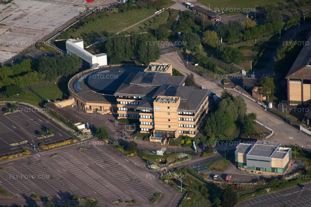 Aerial view: Factory premises of the chemical producer Pfizer Ltd and Discovery Park in Sandwich in the state England, Great Britain. – Photo: IMG_50535.jpg taken on 05/27/2012 by Werner Riehm/FLY-FOTO.com – Resolution of the original: 4752 x 3168 px
