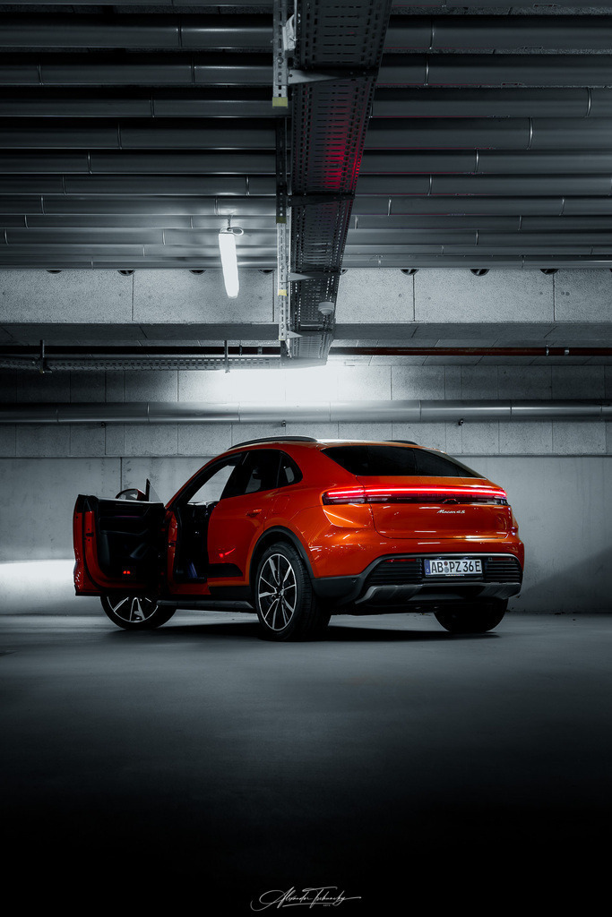 R6AT6819 _Alexander Tschuncky | Entdecken Sie die faszinierende Welt von Alexander Tschuncky Arts: Kreative Fotografie, atemberaubende Automobilkunst und hochwertiger Bilderdruck. Lassen Sie sich inspirieren! - Realisiert mit Pictrs.com