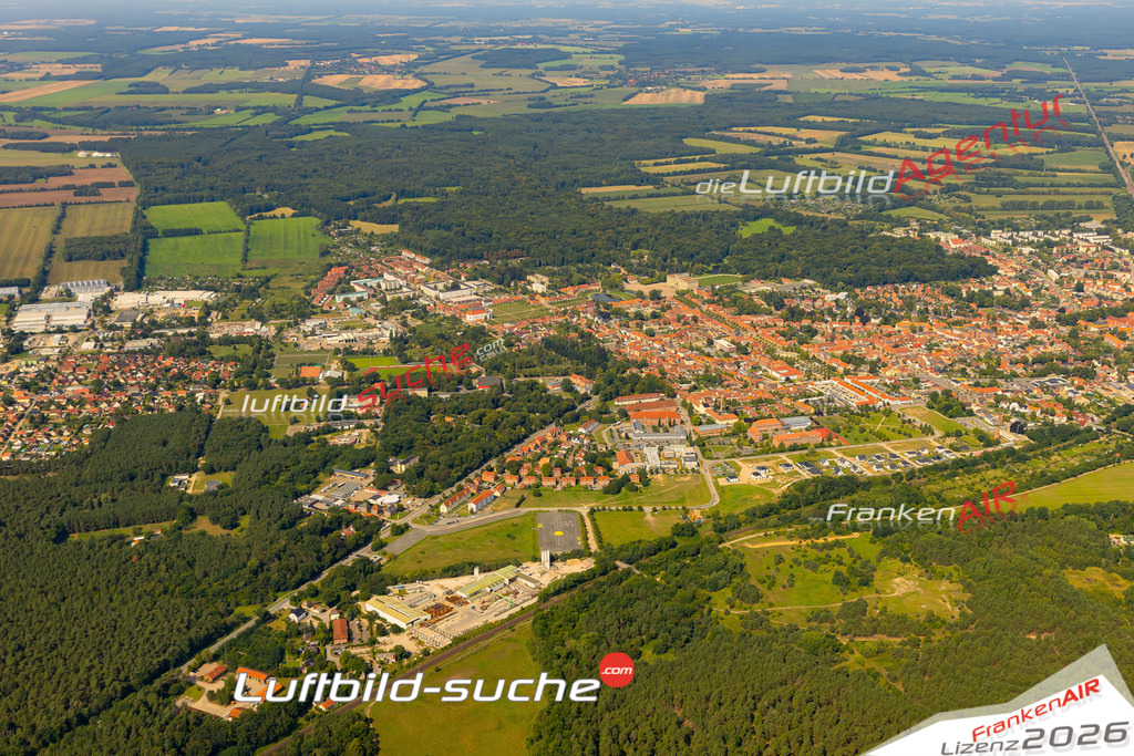 Vs Google Maps Ludwigslust - Die Luftaufnahme wurde 2025 vom UL-Flugzeug heraus erstellt ( keine Drohnenaufnahme ) - Hochauflösende Luftaufnahme - für Wandbilder und großformatige Ausdrucke geeignet. Das besondere Geschenk!Hier alle&nbsp;Infos zur Lizenzierung der LuftaufnahmeWir fliegen auch dieses Jahr wieder in Ihre Region um Luftbilder zu erstellen.- Luftbild anfragen