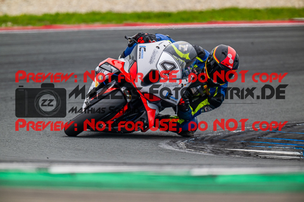 MaZZes_Fotomatrix_20230818_6007705_3649 | PRO SUPERSTOCK