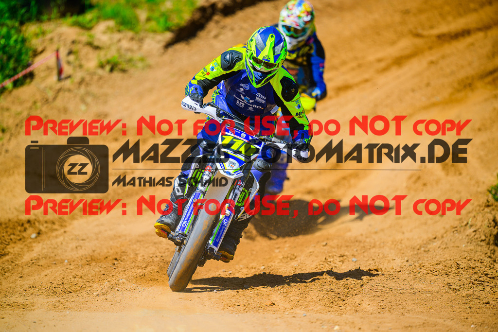 MaZZes_FotoMatrix_240512_6007705_8762 | S2