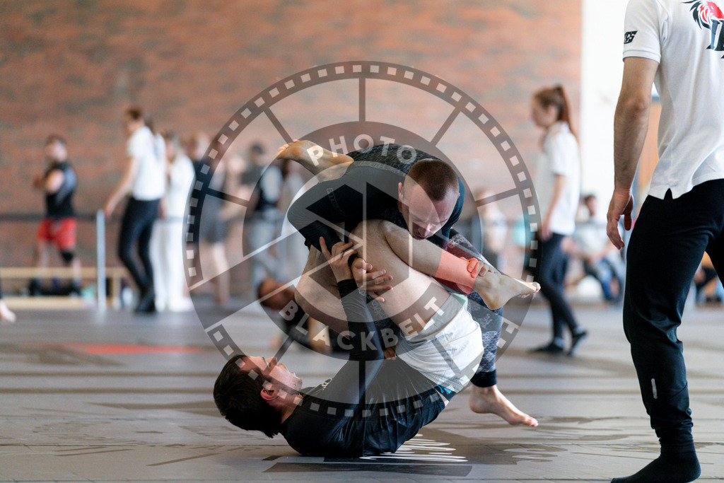 20240608PBB01759 | Fighters compete during the ILLCS VII summer edition luta livre competition in Hannover, Germany, on June 8, 2024.