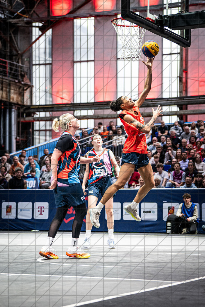 Fiba Woman's Qualifier Series - Team Sparkassenstars Bochum 1 vs. Team Hannover  | 3X3 HUB - SUPERWEEK // 29.03.26: Fiba Woman's Qualifier Series - Team Sparkassenstars Bochum 1 vs. Team Hannover  / Bochum / Deutschland // // CREDIT: www.bullenfotos.de, Martin König, Hörner Weg 40, D-49078 Osnabrück, +4917663732967 // Nutzung und Weitergabe nur zu den vereinbarten Zwecken. Presseanfragen an Ersteller. Alle Rechte beim Ersteller. Honorierung nach MFM. - Realisiert mit Pictrs.com