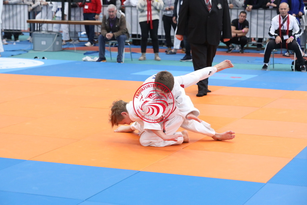 1J7A2739 | Fotos vom Adler Cup - Pictures from Adler Cup

Hier findet Ihr alle Eindrücke und großen Momente der Adler Cup Wochenenden. Here you will find all impressions and great moments of the Adler Cup weekends. - Realisiert mit Pictrs.com