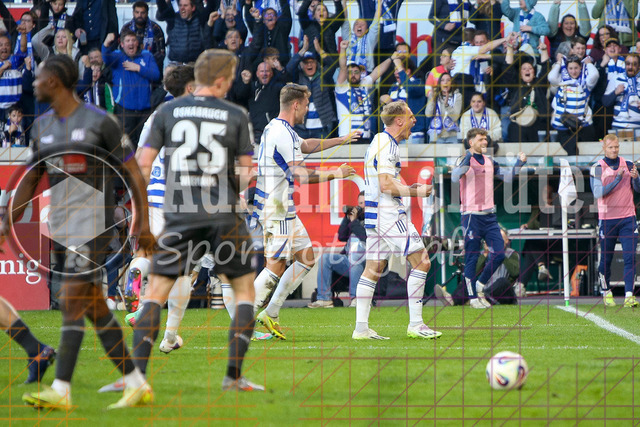 07.04.2026, GER, Fussball, Herren, 3. Liga, Saison 2025/2026, MSV Duisburg - VfL Osnabrück | Joshua Bitter (MSV Duisburg) Torjubel, jubelt nach seinem Treffer zum 1:0 