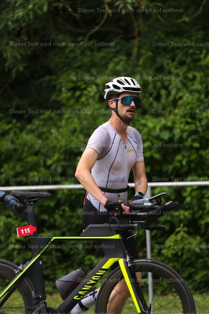 triathlon_wuerzburg_r_2026_06_14-465 | Shop für Fotos von Sportevents z.B. Obstacle Course Racing, OCR, Triathlon, Trail Run und MTB - Realisiert mit Pictrs.com