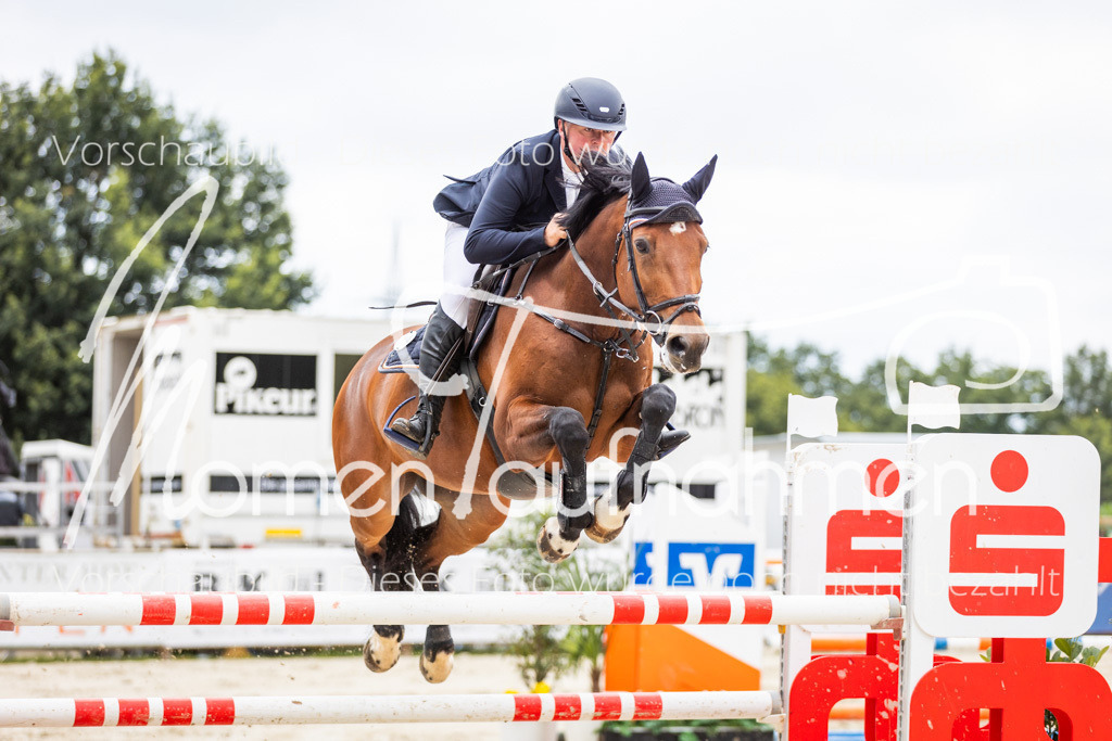 BHO-2PhSpr-M-5-2289 | MomenTaufnahmen Pferdesportfotos