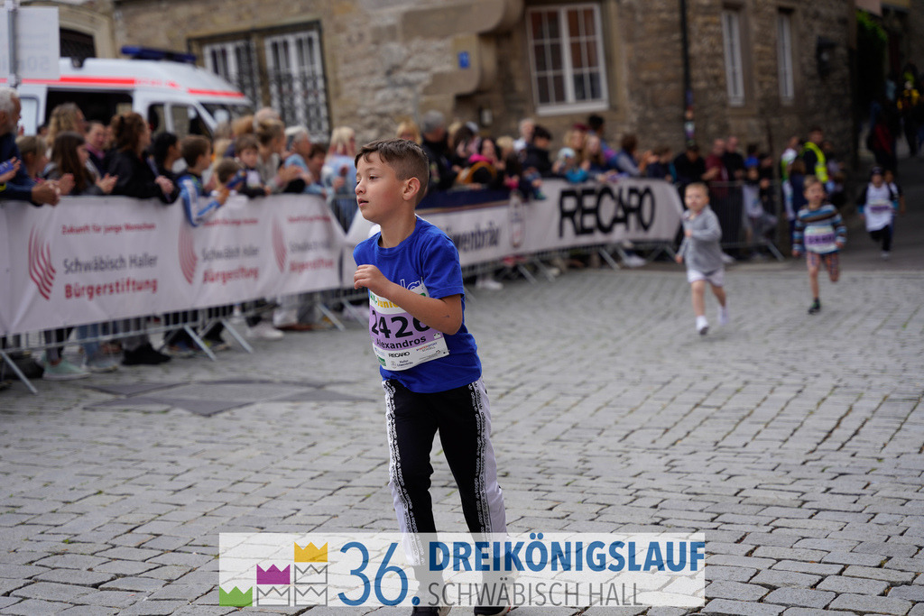 AOK Junior Cup 400m | 3Königslauf 2022 AOK Junior Cup 400m - Realisiert mit Pictrs.com