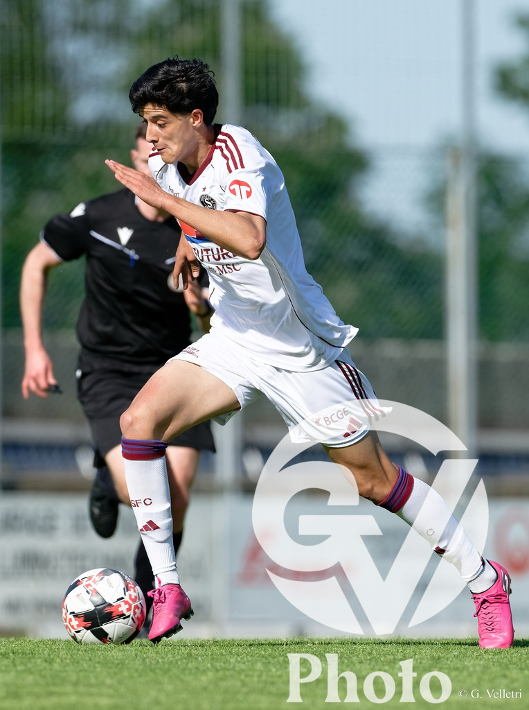 Lancy FC  v Servette FC M-21  - 1ere ligue Classic  | Geneva, Switzerland - April 25 : during the 1ere ligue Classic  match between Lancy FC  and Servette FC M-21  at Stade de Marignac on April 25 , 2026 in Geneva, Switzerland.