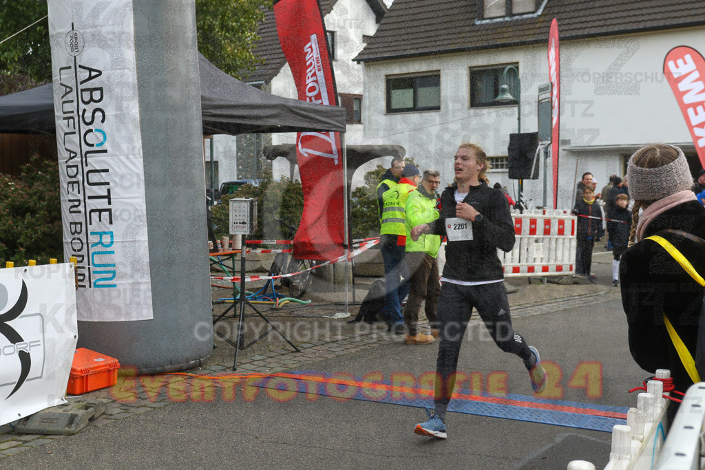 221127_1218_EV9_3589 | Sportfotografie im Rhein-Sieg Kreis, Köln, Bonn, NRW, Rheinland Pfalz, Hessen, etc. Unser Tätigkeitsfeld umfasst den Laufsport vom Volkslauf über den Marathon, Duathlon, Triathon bis zum Ultralauf wie Kölnpfad Ultra oder Schindertrail.