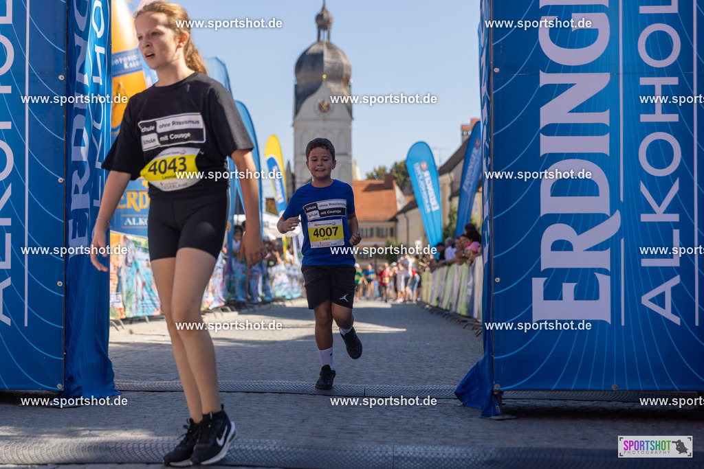 VJ__3506 | Stadtlauf Erding 2025 #stadtlauferding #erdingstadtlauf #stadtlauf_erding #laufmotivation #trisporterding #yourpictrs #sportshot_your_pictrs