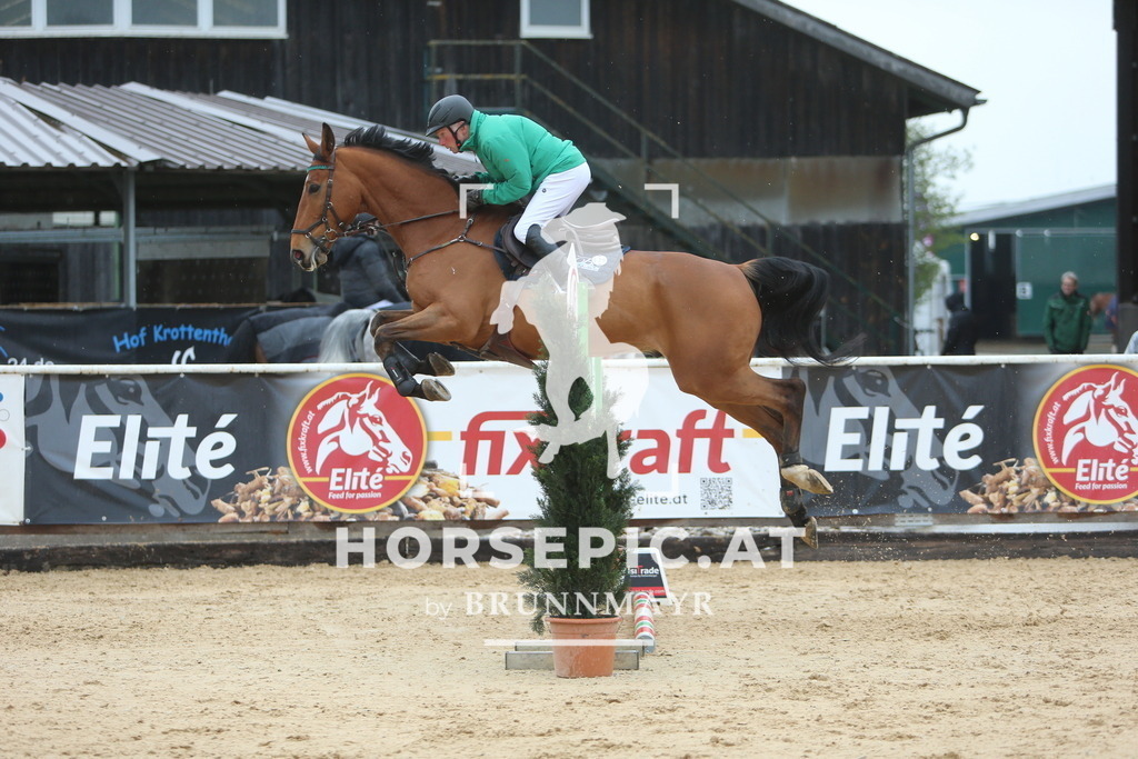 DL2Q6977 | Willkommen bei Brunnmayr - Design & Fotografie – Ihrem Spezialisten für Reitturniere und Pferdeveranstaltungen in Oberösterreich, Salzburg und Bayern! Seit über 17 Jahren sind wir leidenschaftlich dabei.