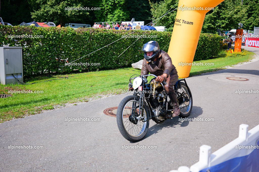 P1025969 | Erleben Sie atemberaubende, hochqualitative Fotos Ihrer Fahrt entlang der malerischen Alpenstraßen. Besuchen Sie alpineshots.com, um professionelle Aufnahmen Ihrer unvergesslichen Reise zu finden und zu kaufen - Realisiert mit Pictrs.com