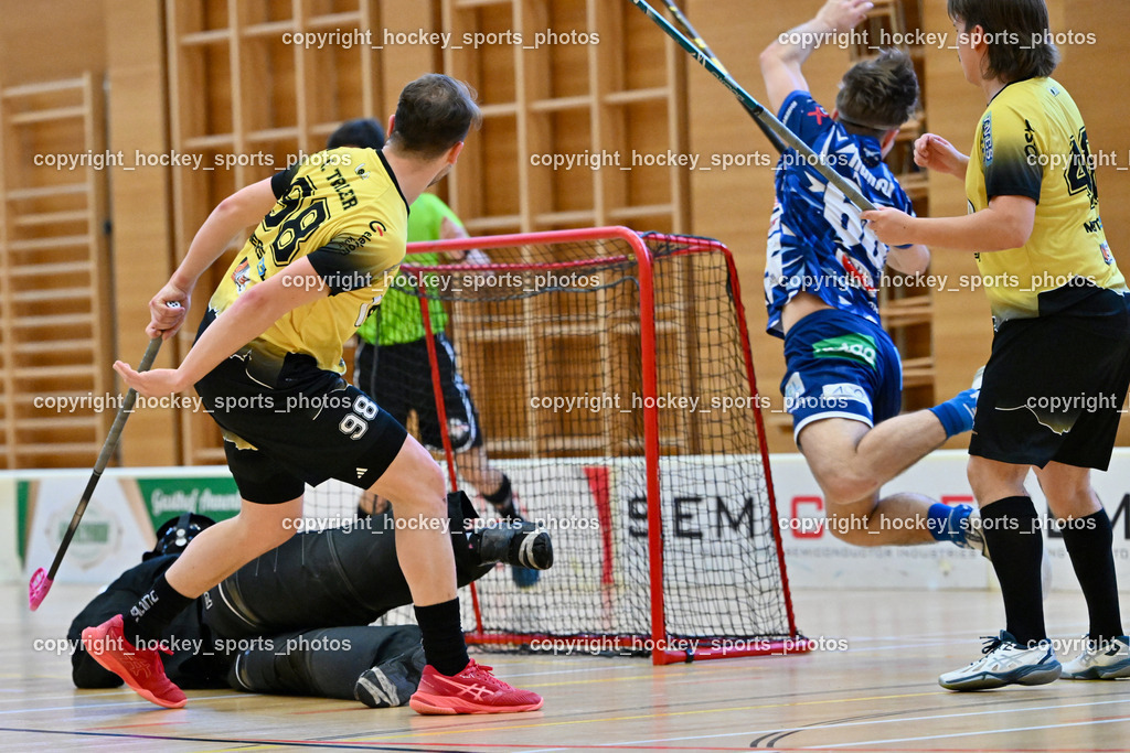 VSV Unihockey  vs. FBK Loka  | #98 Gašper Triler FBK Loka, #66 Jakob Rainer VSV Unihockey, #48 Tommi Lehto FBK Loka, VSV Unihockey  vs. FBK Loka , VSV Unihockey  vs. FBK Loka  am 25.01.2026 in Villach (Ballspielhalle St. Martin), Austria, (Photo by Bernd Stefan)