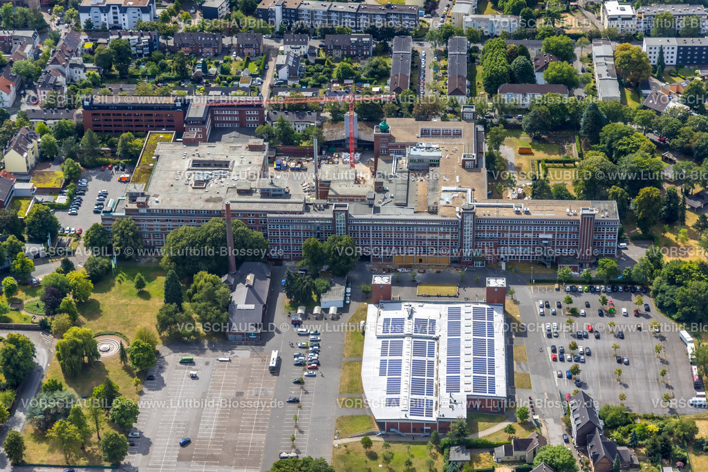 Muelheim220802292 | Luftbild, Standardkessel Baumgarte GmbH, Technikum Mülheim Ausstellungs- und Handelszentrum mit Solardach, Speldorf, Mülheim an der Ruhr, Ruhrgebiet, Nordrhein-Westfalen, Deutschland