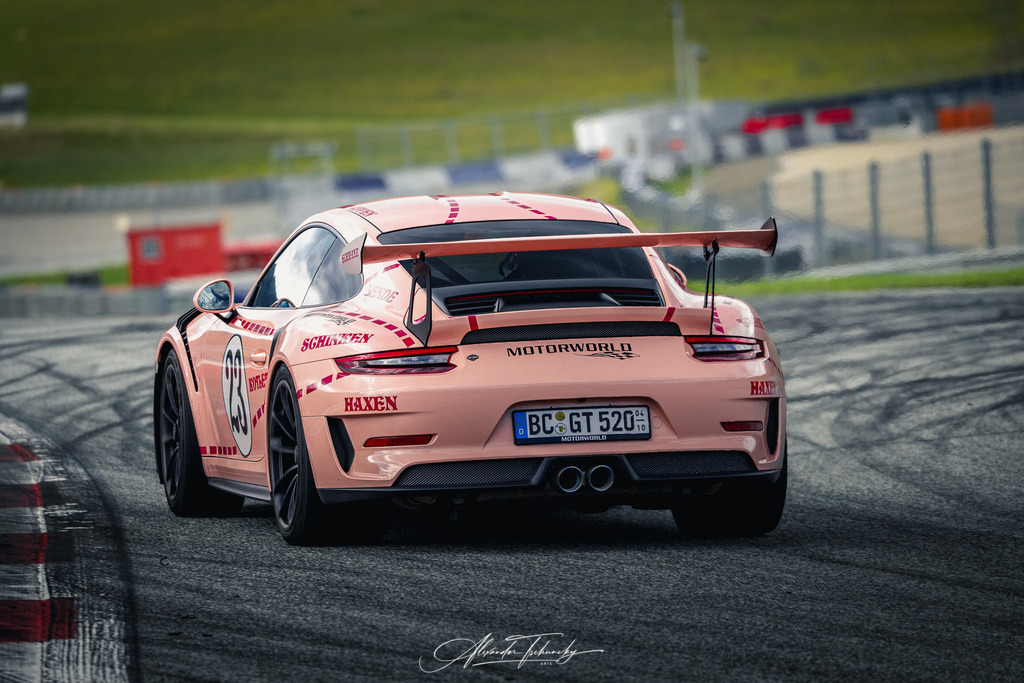 R6PZ2500 _Alexander Tschuncky | Entdecken Sie die faszinierende Welt von Alexander Tschuncky Arts: Kreative Fotografie, atemberaubende Automobilkunst und hochwertiger Bilderdruck. Lassen Sie sich inspirieren! - Realisiert mit Pictrs.com