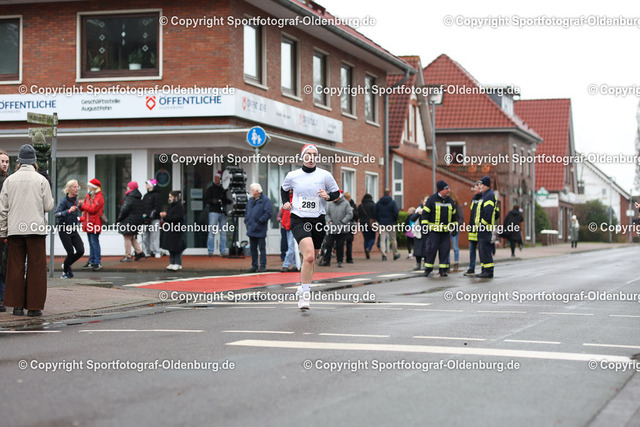 WMLA1690 | Bildershop "Sportfotograf-Oldenburg" mit Fotos von Sportevents in Oldenburg und Umzu. - Realisiert mit Pictrs.com