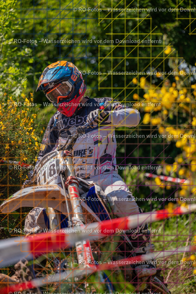 Wolfshausen 2 Lauf -1420 | Sportfotografie von RO-Fotos: Motorsport, Motocross, Enduro, Laufveranstaltungen und Triathlon. Professionelle Fotos von Sportlern und Events. - Realisiert mit Pictrs.com