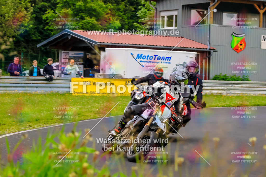 VBK-6363 | Hier findet Ihr Bilder von Touristenfahrten auf der Nürburgring Nordschleife oder von anderen Veranstaltungen die ich besucht habe. Viel Spass beim Durch Schauen 