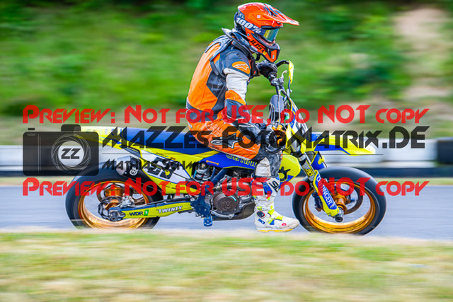 MaZZes_FotoMatrix_220528_5041 | Fotograf Mathias Schmid
Sportfotograf,
Eventfotograf,
Hochzeitsfotograf,
Portraitfotograf