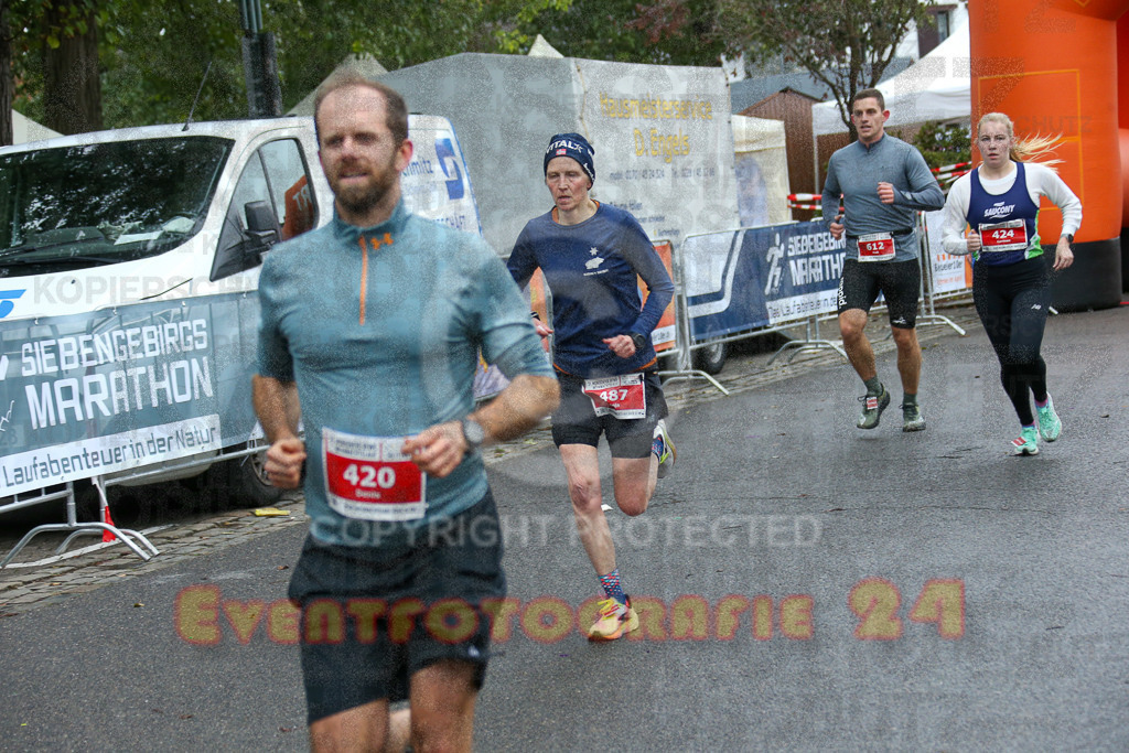 251130_1141_EX1_8262 | Sportfotografie im Rhein-Sieg Kreis, Köln, Bonn, NRW, Rheinland Pfalz, Hessen, etc. Unser Tätigkeitsfeld umfasst den Laufsport vom Volkslauf über den Marathon, Duathlon, Triathon bis zum Ultralauf wie Kölnpfad Ultra oder Schindertrail.
