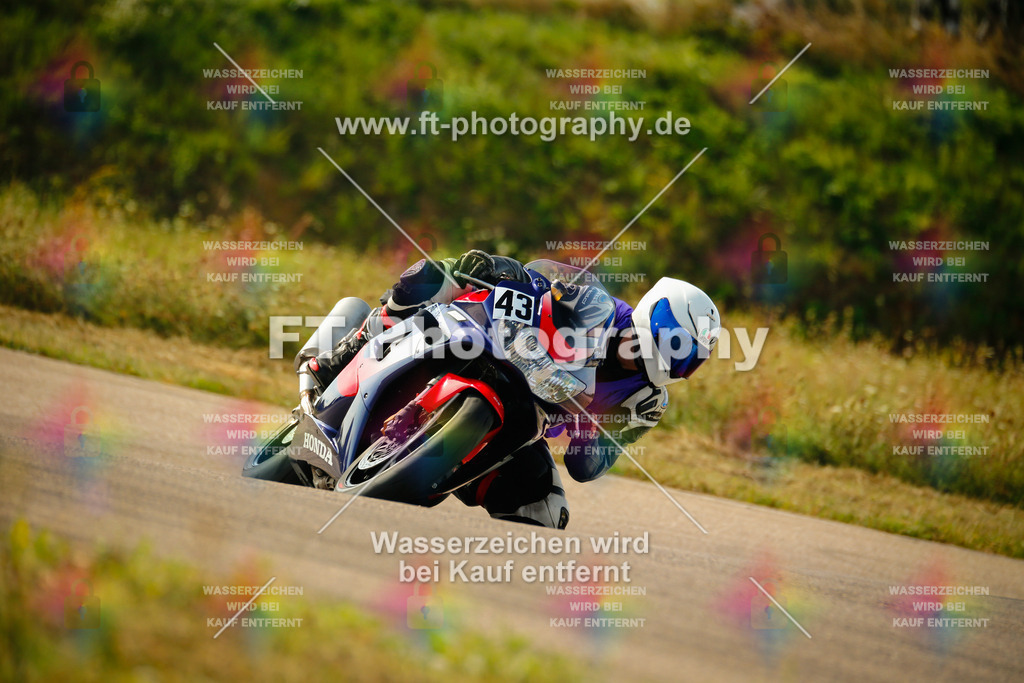 _MOT6342 | Hier findet Ihr Bilder von Touristenfahrten auf der Nürburgring Nordschleife oder von anderen Veranstaltungen die ich besucht habe. Viel Spass beim Durch Schauen 