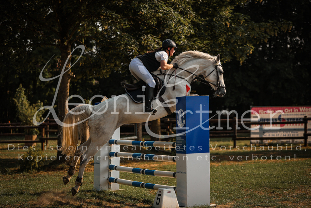 14.FrPfL00093 | Leoni Ertmer Photography - Realisiert mit Pictrs.com