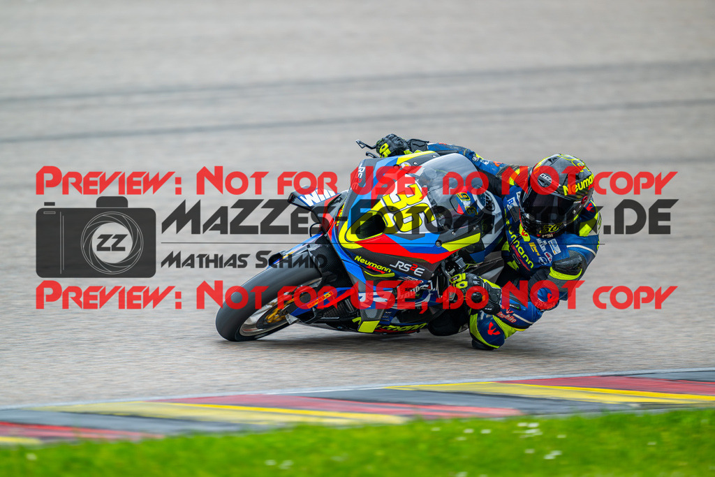 MaZZes_FotoMatrix_240504_6007705_3214 | STK1000